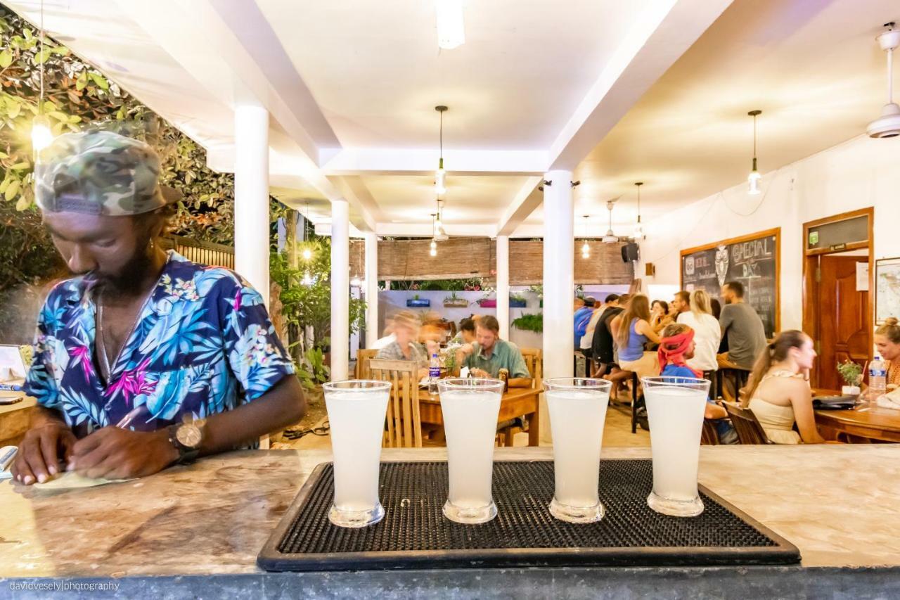 Dorian Guest House And Restaurant Weligama Eksteriør bilde